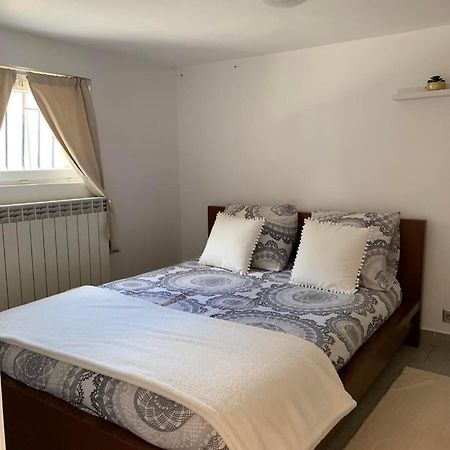 Auberge Appartement Ormesson Sur Marne / Sucy En Brie Eksteriør bilde