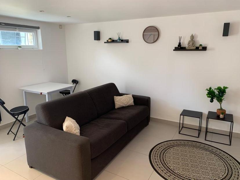 Auberge Appartement Ormesson Sur Marne / Sucy En Brie Eksteriør bilde